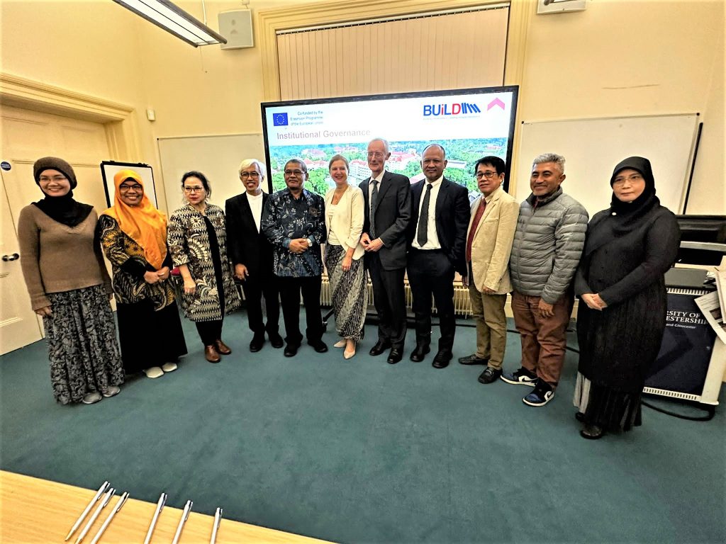 The BUiLD Steering Group with UoG VIce Chancellor Stephen Marston and Indonesian Education Attache Khairul Munadi